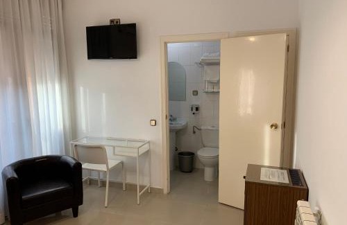 Valdemoro House | Hostal Cervantes