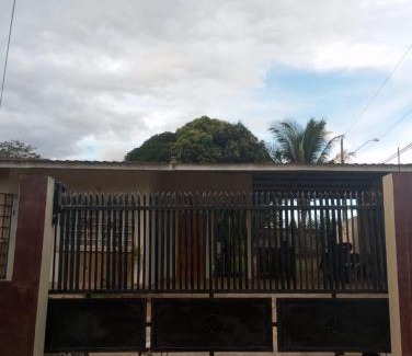 Los Algarrobos House | Hostal M&M