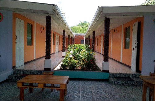 Santo Domingo Hostel | Hostal Miraflores