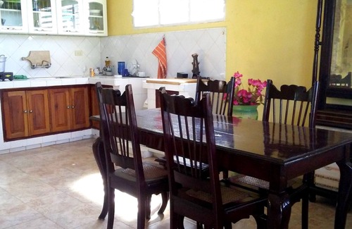 Trinidad Apartment | Hostal Miraluna Trinidad