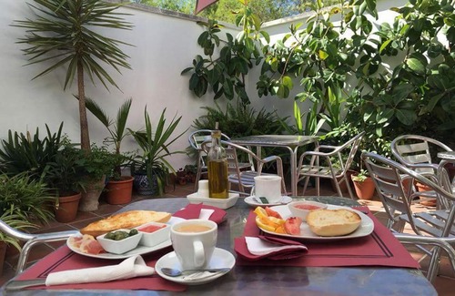 Arjona House | Hostal Rural - Ben-Nassar