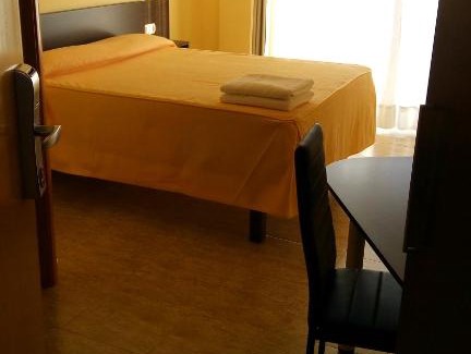 San Sadurni House | Hostal Sant Sadurní
