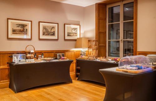 Beaugency Hotel | Hostellerie de l'Écu de Bretagne