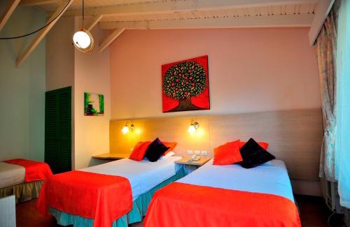 Canoa Hotel | Hosteria Canoa