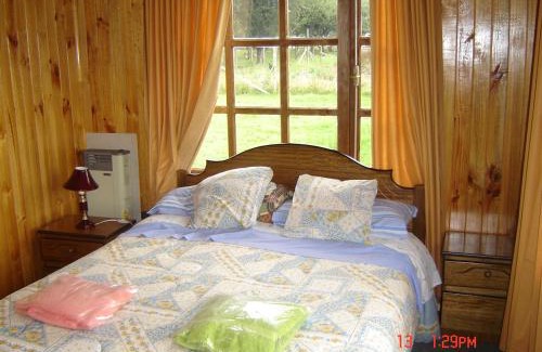 Hornopiren National Park House | Hosteria Catalina sm