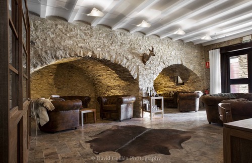 El Pont De Bar Hotel | Hosteria Toloriu 1848
