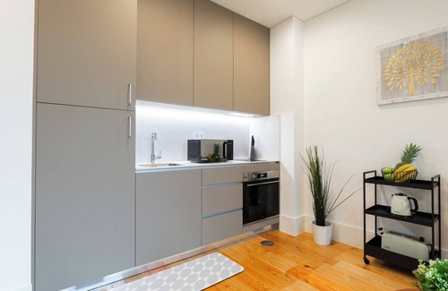 Guimaraes Apartment | HostWise - Bright and Cozy Flat w/Balcony