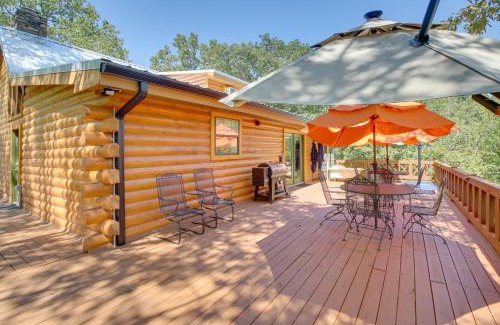 Hot Springs Village House | Hot Springs Cabin with Deck and Mountain Views!