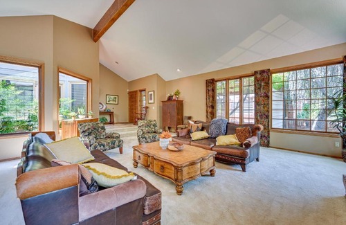 Payson House | Hot Tub and Games Spacious Golf Retreat in Payson