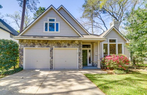 Indian Springs House | Hot Tub, Fire Pit Retreat in The Woodlands!