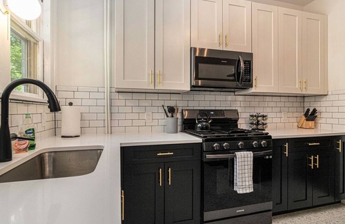 Burns Park House | Hot Tub | Game Room | Sauna | Deck | Fire Pit | Walk to Stadium/Downtown/Park