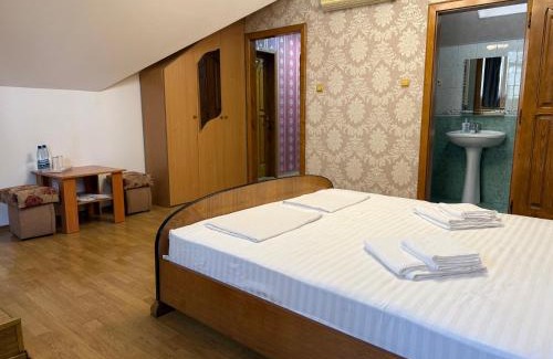 Mukachevo Hotel | Hotel Мукачево