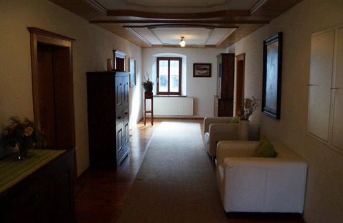 Aldrans Hotel | Hotel ∙ 1 bedroom ∙ 3 guests