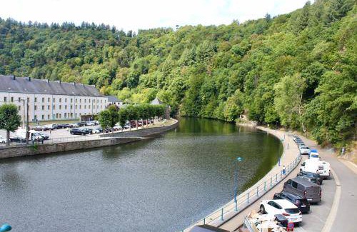Bouillon Hotel | Hotel ∙ 17 bedrooms ∙ 35 guests