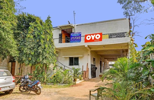 Ranchi Hotel | Hotel ∙ 2 guests