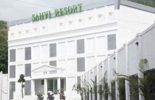 Pune Hotel | Hotel ∙ 3 guests