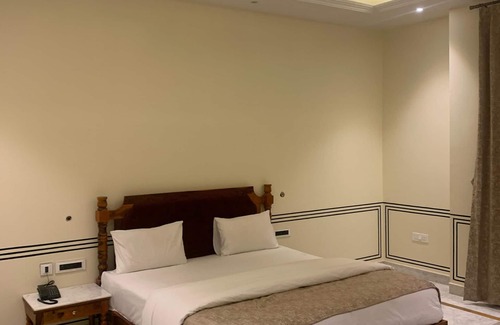 Phulera Hotel | Hotel Anand Bagh - Eraya Hotels