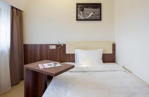Skarbimierz-Osiedle Hotel | Hotel Antonio Conference