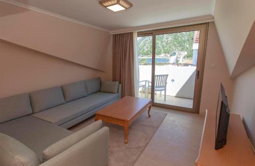Icmeler City Center Hotel | Hotel Aqua