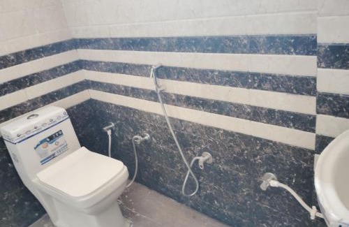Derapur Hotel | Hotel Atithi
