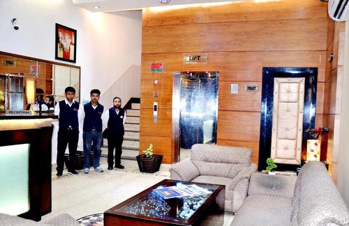 Panipat Hotel | Hotel B.R. Inn