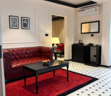 Raiganj Hotel | Hotel Bengal Kutir