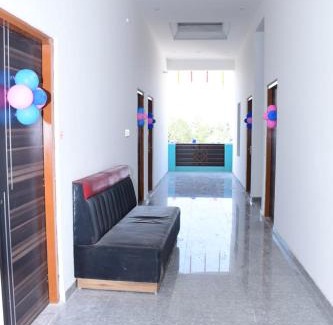Hudeel Hotel | Hotel Bhagwati Palace And Restaurant