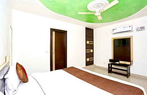 Agra Hotel | Hotel Blossom Residency family Stay
