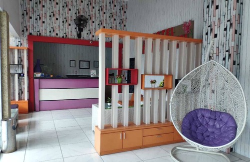 Lamongan Bed & Breakfast | Hotel Boegenviel Syariah