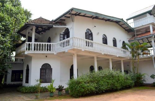 Ginigathena Hotel | Hotel Breeta's Garden