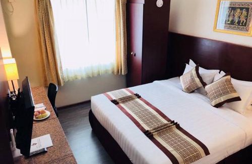 Mayangone Hotel | Hotel Broadway Yangon