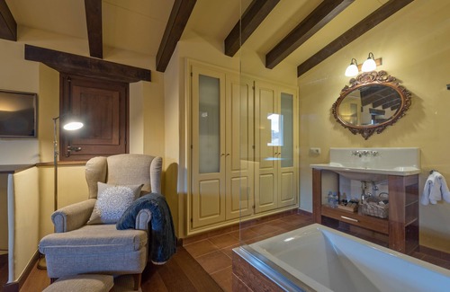 Santa Pau Hotel | Hotel Cal Sastre