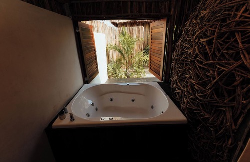 Miramar Hotel | Hotel Casa Ku - Adults Only