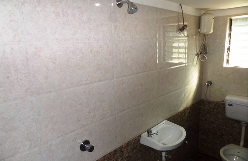 Bhiwandi Hotel | Hotel Cosmo Lodging