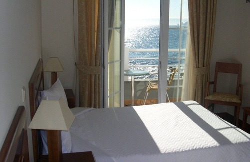 Porto da Cruz Hotel | Hotel Costa Linda