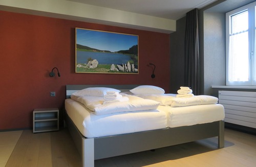La Brevine Hotel | Hotel-de-Ville de La Brévine