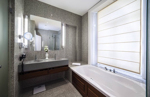 Vevey Hotel | Hotel Des Trois Couronnes