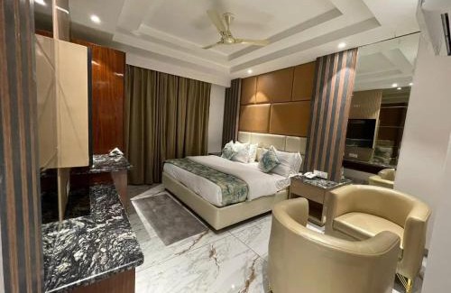 Patel Nagar Hotel | Hotel Dev Place