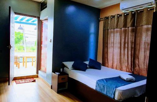 Siddharthanagar Hotel | Hotel Devtara