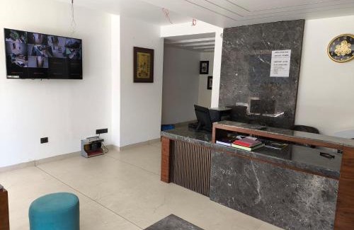 Pachmarhi Hotel | Hotel Divine Peak