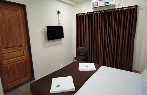 Kolhapur Hotel | Hotel Dwarka Executive
