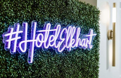 Elkhart Hotel | Hotel Elkhart, Tapestry Collection By Hilton