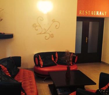 Otelu Rosu Hotel | Hotel Fiama