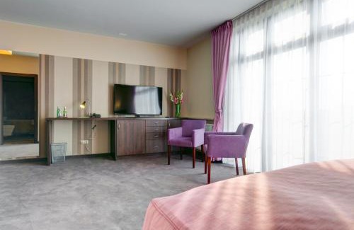 Plewiska Hotel | Hotel Figa
