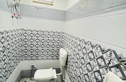 Varanasi Apartment | HOTEL GANESH KRIPA