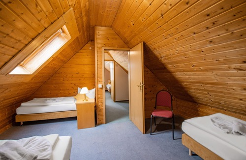 Wulm Hotel | Hotel Garni Zwickau Mosel