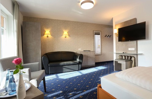 Neddenaverbergen Hotel | Hotel & Gasthaus Zur Linde