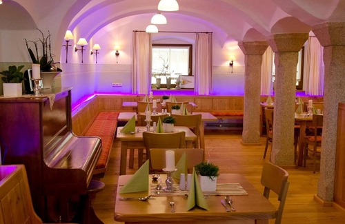 Barnau Hotel | Hotel Gasthof zur Post