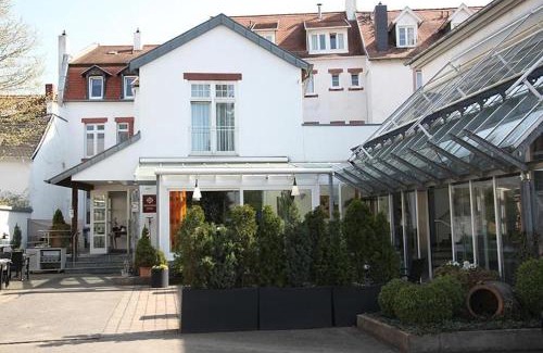 Sankt Ingbert Hotel | Hotel Goldener Stern