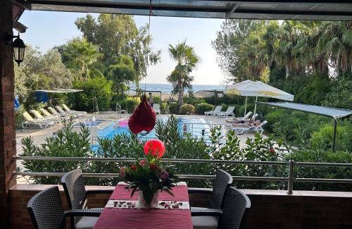 Kizilot Hotel | Hotel Grün